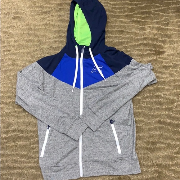American Eagle Outfitters Other - American Eagle sweatshirt hood